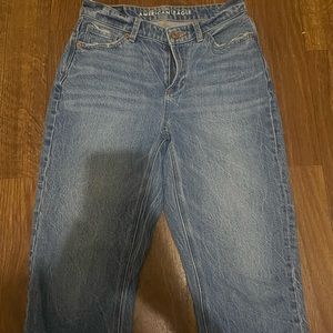 american eagle mom jeans